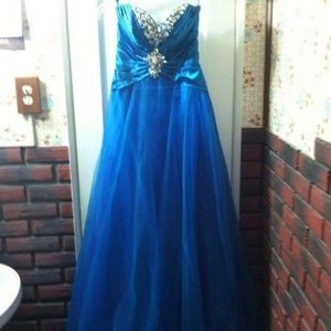 Prom dress